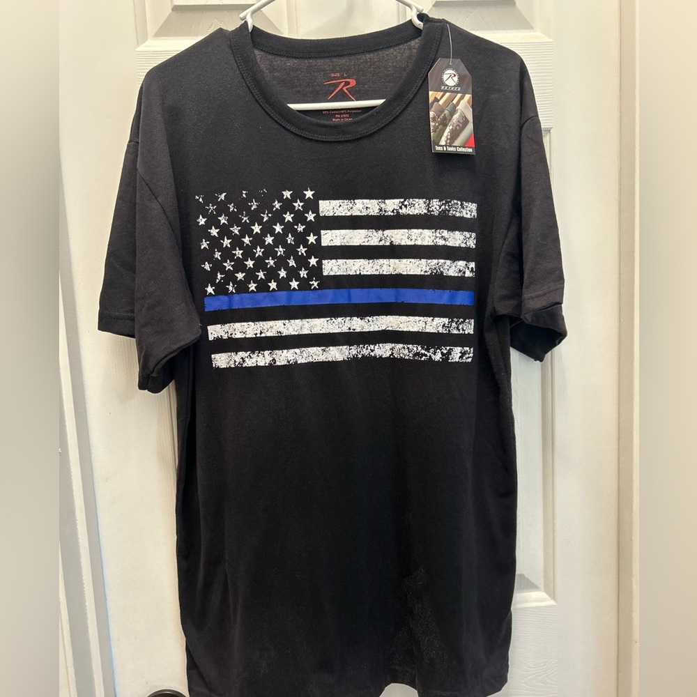 Thin blue line men’s tee size large NWT